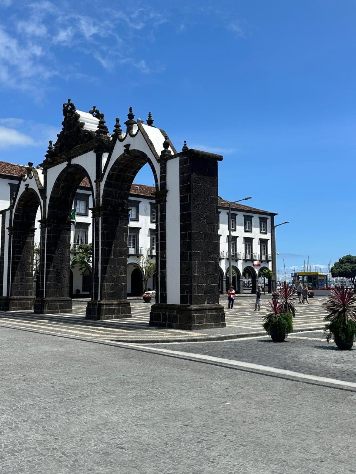 Azor International Apartment I Ponta Delgada Exterior foto